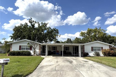 Copropriété à vendre à Sarasota, Floride: 2 chambres, 105.07 m2 № 1903202 - photo 1