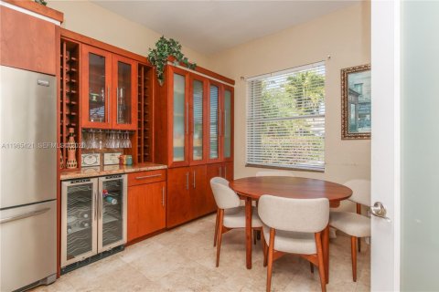 Купить виллу или дом в Уэстон, Флорида 3 спальни, 175.4м2, № 2027012 - фото 12