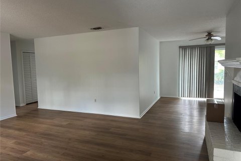 House in Gainesville, Florida 3 bedrooms, 123.56 sq.m. № 2112910 - photo 6