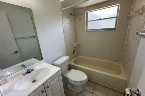 House in Gainesville, Florida 3 bedrooms, 123.56 sq.m. № 2112910 - photo 23