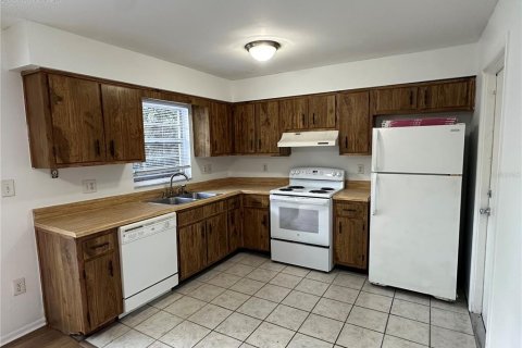 House in Gainesville, Florida 3 bedrooms, 123.56 sq.m. № 2112910 - photo 12