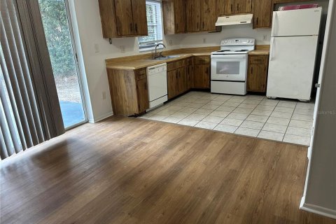 House in Gainesville, Florida 3 bedrooms, 123.56 sq.m. № 2112910 - photo 9