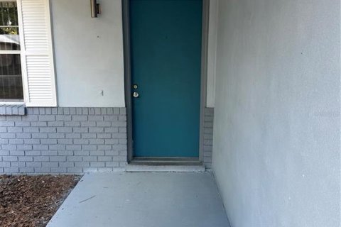 House in Gainesville, Florida 3 bedrooms, 123.56 sq.m. № 2112910 - photo 5