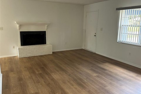 House in Gainesville, Florida 3 bedrooms, 123.56 sq.m. № 2112910 - photo 7