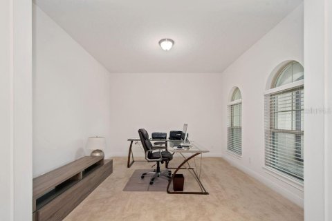 House in Windermere, Florida 6 bedrooms, 464.42 sq.m. № 2151691 - photo 4