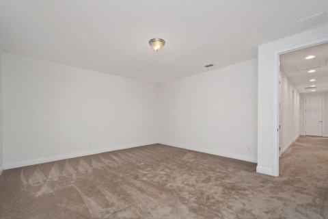 House in Windermere, Florida 6 bedrooms, 464.42 sq.m. № 2151691 - photo 24