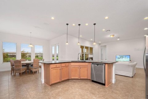 House in Windermere, Florida 6 bedrooms, 464.42 sq.m. № 2151691 - photo 9