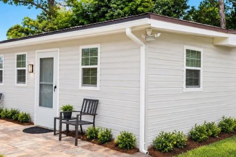 Commercial property in Jacksonville, Florida 4 bedrooms, 199.93 sq.m. № 2393972 - photo 8