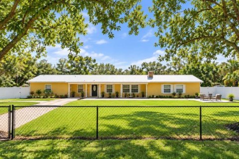 Commercial property in Jacksonville, Florida 4 bedrooms, 199.93 sq.m. № 2393972 - photo 3