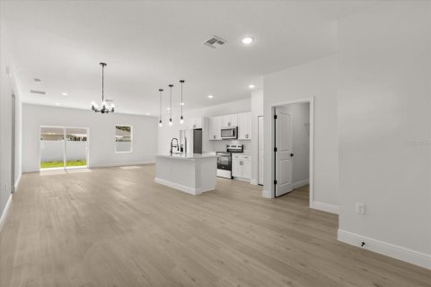 House in Ocala, Florida 4 bedrooms, 173.26 sq.m. № 1780247 - photo 7