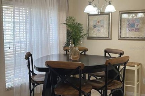 Adosado en venta en Kissimmee, Florida, 4 dormitorios, 130.06 m2 № 1909205 - foto 15