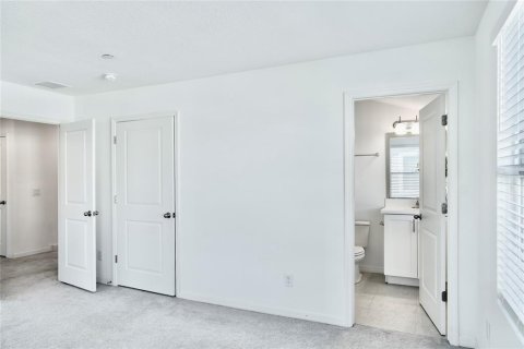 Townhouse in Orlando, Florida 3 bedrooms, 208.84 sq.m. № 1893726 - photo 18
