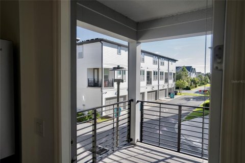 Townhouse in Orlando, Florida 3 bedrooms, 208.84 sq.m. № 1893726 - photo 11