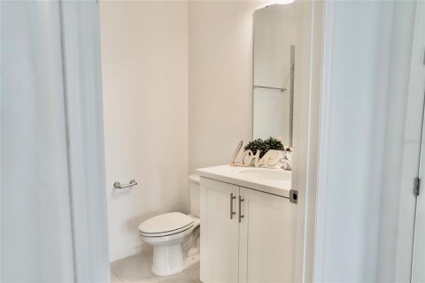 Townhouse in Orlando, Florida 3 bedrooms, 208.84 sq.m. № 1893726 - photo 4