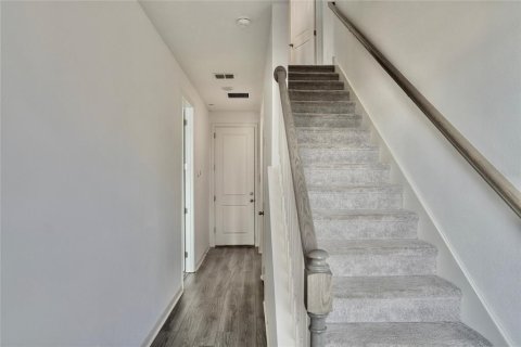 Townhouse in Orlando, Florida 3 bedrooms, 208.84 sq.m. № 1893726 - photo 6
