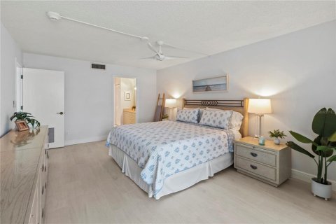 Condominio en alquiler en Longboat Key, Florida, 2 dormitorios, 142.23 m2 № 1834925 - foto 26