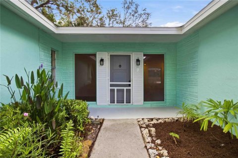 House in Sarasota, Florida 3 bedrooms, 158.68 sq.m. № 2196461 - photo 4