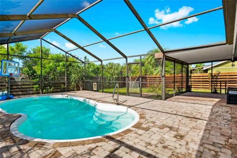 House in Sarasota, Florida 2 bedrooms, 96.25 sq.m. № 1803379 - photo 3