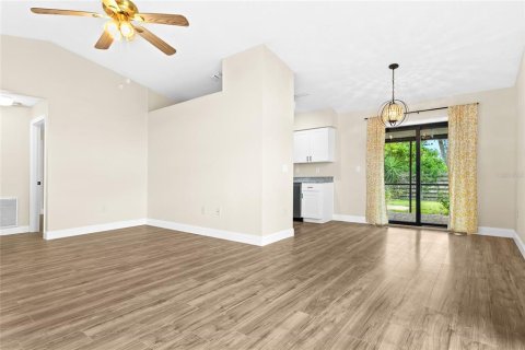 House in Sarasota, Florida 2 bedrooms, 96.25 sq.m. № 1803379 - photo 10