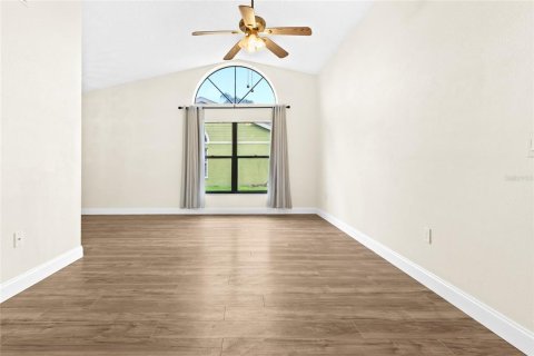 House in Sarasota, Florida 2 bedrooms, 96.25 sq.m. № 1803379 - photo 9
