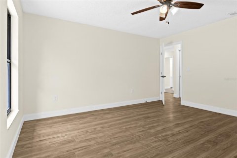 House in Sarasota, Florida 2 bedrooms, 96.25 sq.m. № 1803379 - photo 20