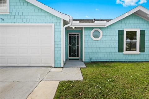 House in Sarasota, Florida 2 bedrooms, 96.25 sq.m. № 1803379 - photo 4