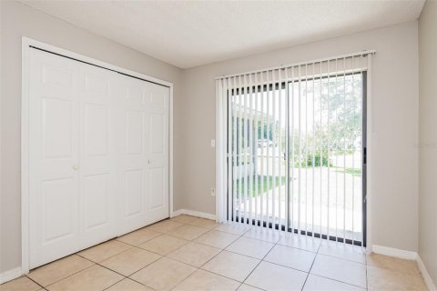Villa ou maison à louer à Kissimmee, Floride: 4 chambres, 177.91 m2 № 2416391 - photo 12