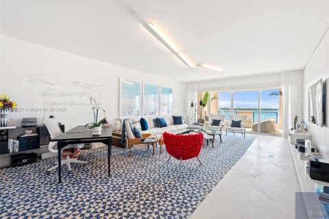Condominio en alquiler en Miami Beach, Florida, 3 dormitorios, 255.48 m2 № 2012719 - foto 4