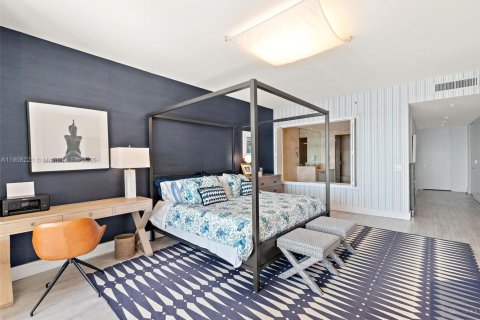 Condominio en alquiler en Miami Beach, Florida, 3 dormitorios, 255.48 m2 № 2012719 - foto 22