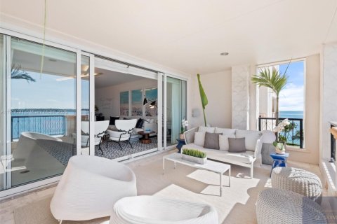 Condominio en alquiler en Miami Beach, Florida, 3 dormitorios, 255.48 m2 № 2012719 - foto 14
