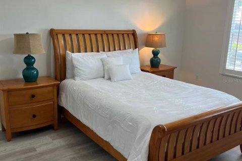 House in Bradenton, Florida 2 bedrooms, 112.88 sq.m. № 1788017 - photo 16