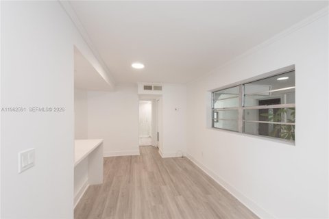 Copropriété à louer à Key Biscayne, Floride: 1 chambre, 64.85 m2 № 2027955 - photo 5