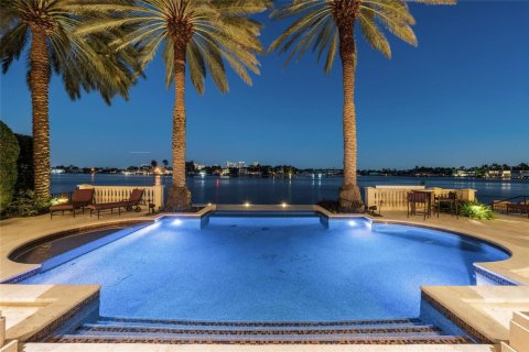 Villa ou maison à vendre à Fort Lauderdale, Floride: 6 chambres, 1300.63 m2 № 2147310 - photo 15