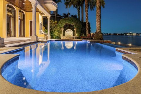 Villa ou maison à vendre à Fort Lauderdale, Floride: 6 chambres, 1300.63 m2 № 2147310 - photo 16