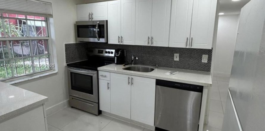 Appartement à Miami, Floride 3 chambres, 229.28 m2 № 1987535