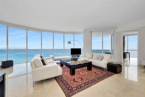 Condo in Sunny Isles Beach, Florida, 3 bedrooms  № 2059671 - photo 5