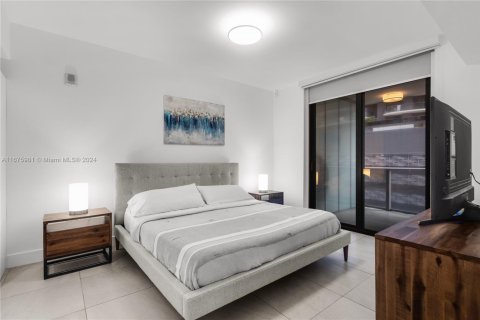 Condo in Miami, Florida, 2 bedrooms  № 1711351 - photo 8