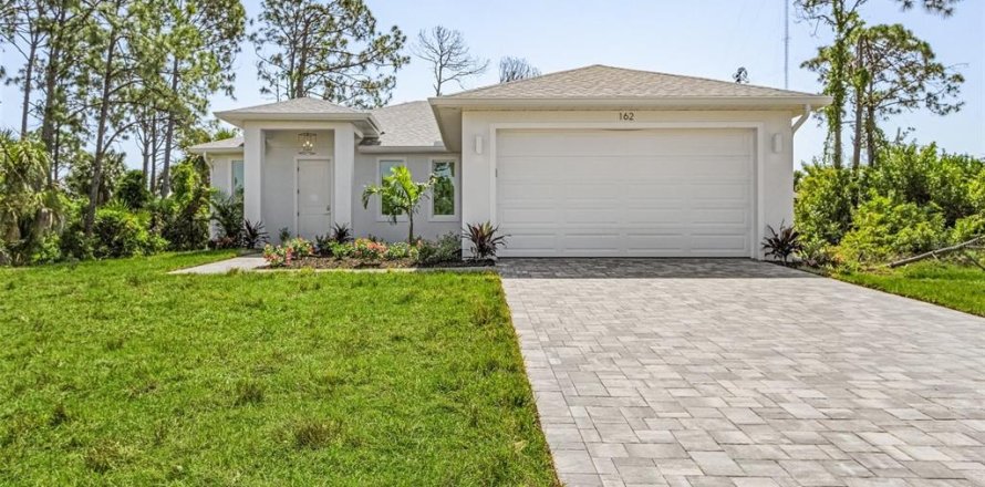 House in Rotonda, Florida 3 bedrooms, 164.16 sq.m. № 2142874