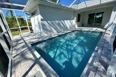 House in Rotonda, Florida 3 bedrooms, 164.16 sq.m. № 2142874 - photo 19