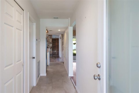Villa ou maison à vendre à Bradenton, Floride: 3 chambres, 153.94 m2 № 2425556 - photo 5
