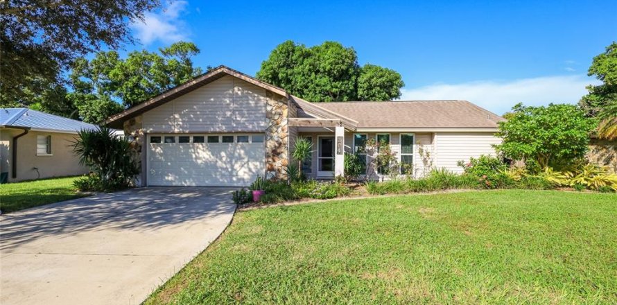 Villa ou maison à Bradenton, Floride 3 chambres, 153.94 m2 № 2425556