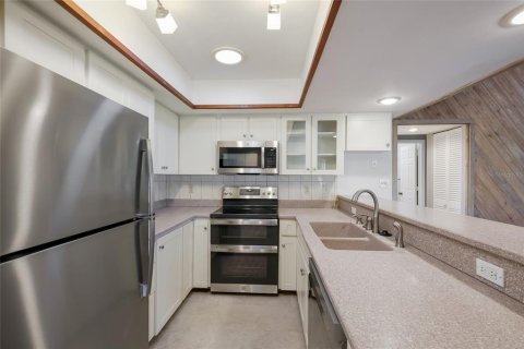Villa ou maison à vendre à Bradenton, Floride: 3 chambres, 153.94 m2 № 2425556 - photo 16