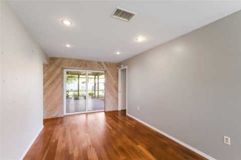 Villa ou maison à vendre à Bradenton, Floride: 3 chambres, 153.94 m2 № 2425556 - photo 9