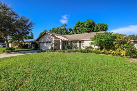 Villa ou maison à vendre à Bradenton, Floride: 3 chambres, 153.94 m2 № 2425556 - photo 2