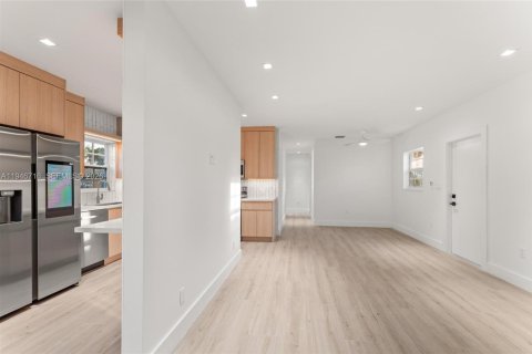 Casa en venta en North Miami Beach, Florida, 3 dormitorios, 106.28 m2 № 2002937 - foto 15