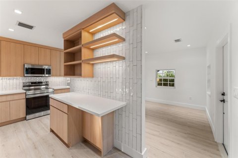 Casa en venta en North Miami Beach, Florida, 3 dormitorios, 106.28 m2 № 2002937 - foto 26