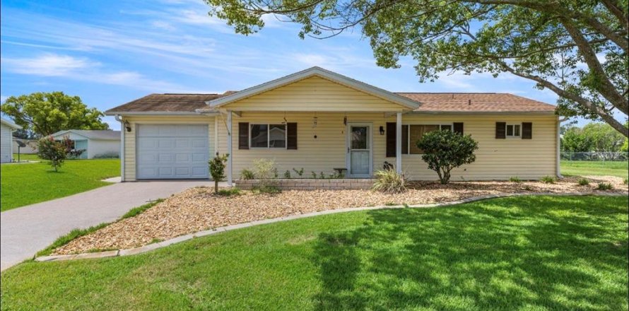 House in Summerfield, Florida 2 bedrooms, 117.06 sq.m. № 2226697