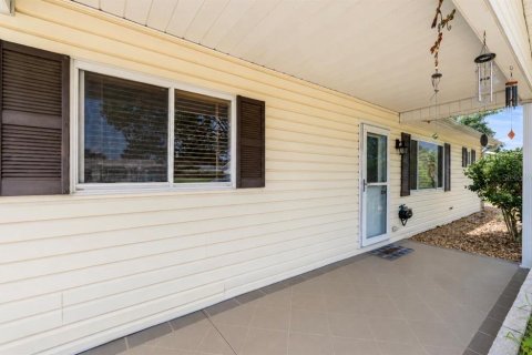 House in Summerfield, Florida 2 bedrooms, 117.06 sq.m. № 2226697 - photo 3