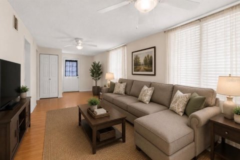 House in Summerfield, Florida 2 bedrooms, 117.06 sq.m. № 2226697 - photo 16
