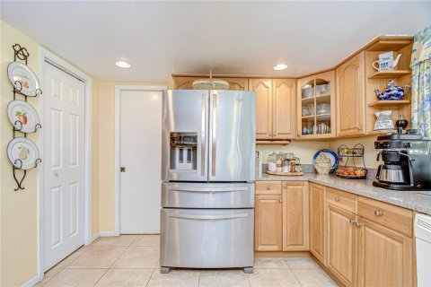 House in Tampa, Florida 3 bedrooms, 170.66 sq.m. № 1849571 - photo 13